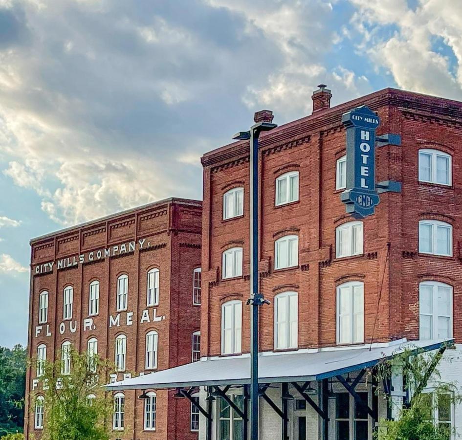 City Mills Hotel Калъмбъс Екстериор снимка
