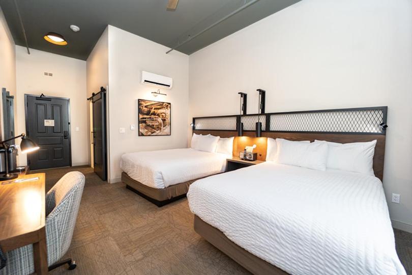 City Mills Hotel Калъмбъс Екстериор снимка
