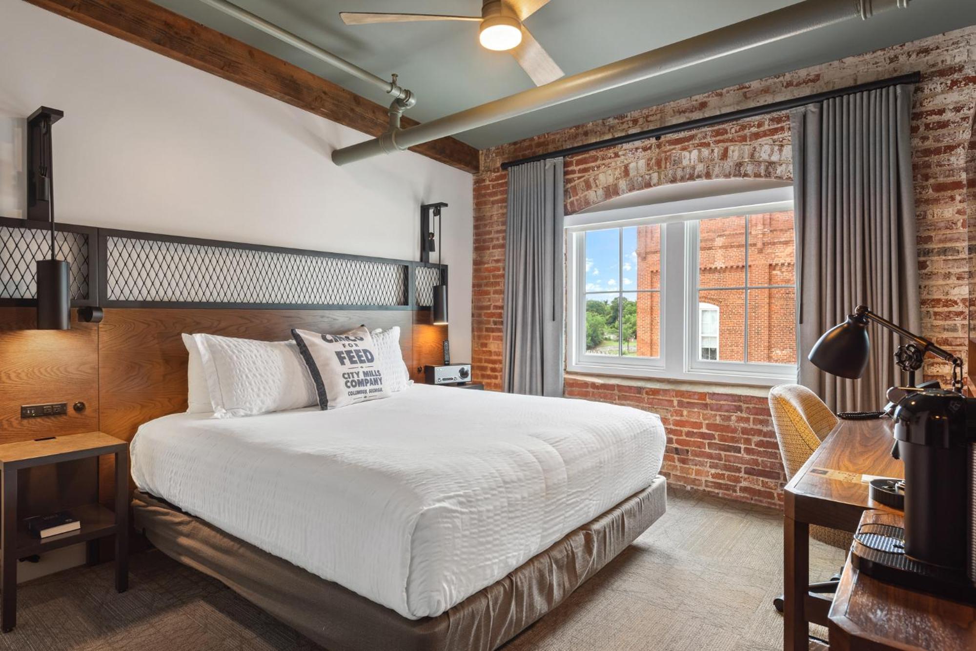 City Mills Hotel Калъмбъс Екстериор снимка
